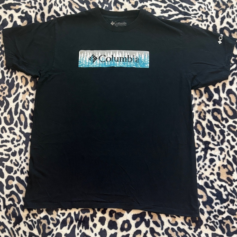 Columbia Black and Blue Graphic Tee